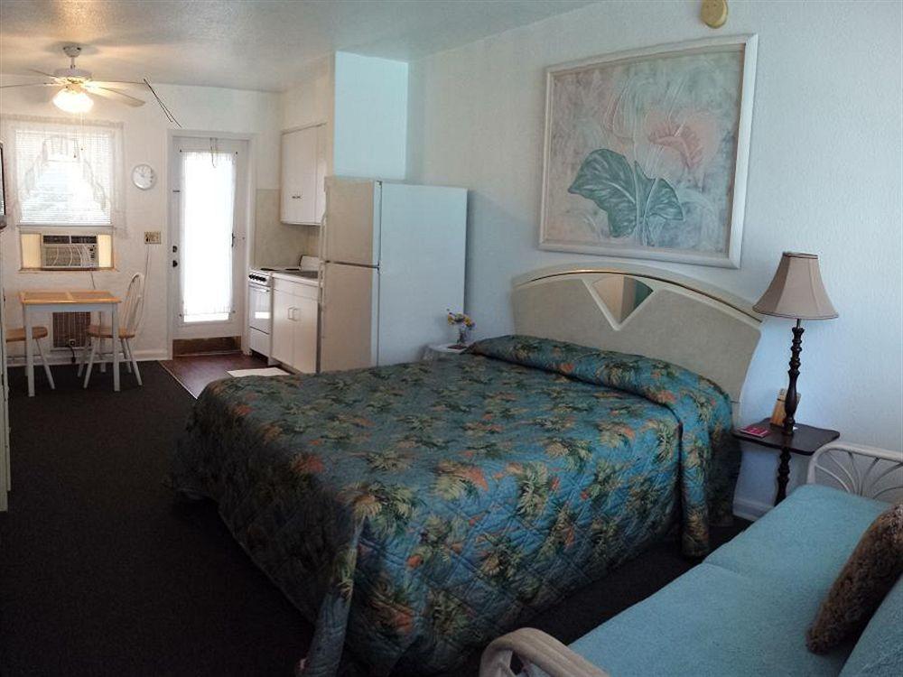 Echo Sails Motel Клиъруотър Бийч Екстериор снимка